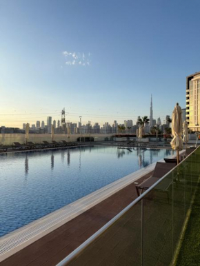 Luxury Panoramic Stay - Dubai Skyline View